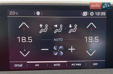 Внедорожник / Кроссовер Peugeot 3008 2019 в 