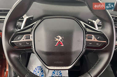 Позашляховик / Кросовер Peugeot 3008 2019 в 