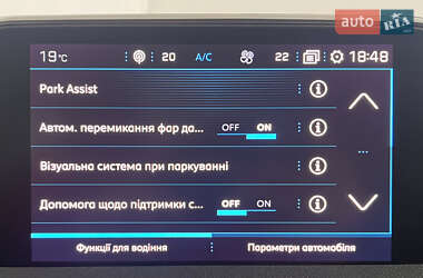 Позашляховик / Кросовер Peugeot 3008 2019 в 