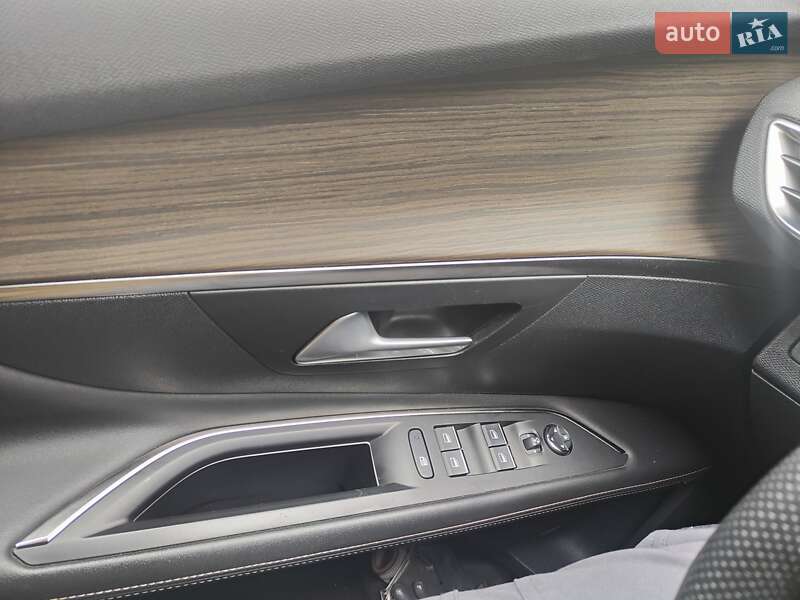 Внедорожник / Кроссовер Peugeot 3008 2020 в Хмельницком фото 15 Внедорожник / Кроссовер Peugeot 3008 2020 в Хмельницком