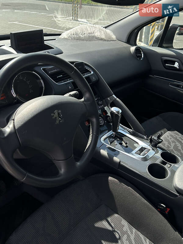 Внедорожник / Кроссовер Peugeot 3008 2011 в Ивано-Франковске