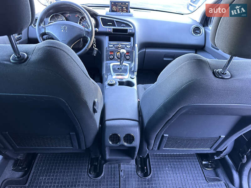 Внедорожник / Кроссовер Peugeot 3008 2013 в Львове фото 21 Внедорожник / Кроссовер Peugeot 3008 2013 в Львове