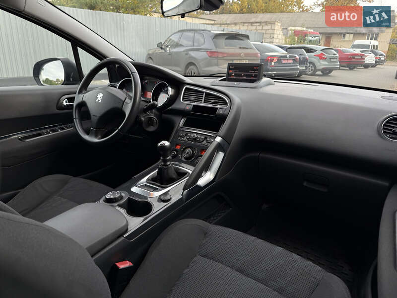 Внедорожник / Кроссовер Peugeot 3008 2012 в Луцке