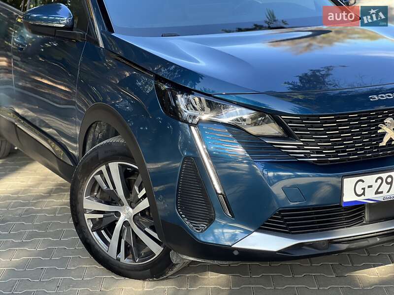 Позашляховик / Кросовер Peugeot 3008 2021 в Львові