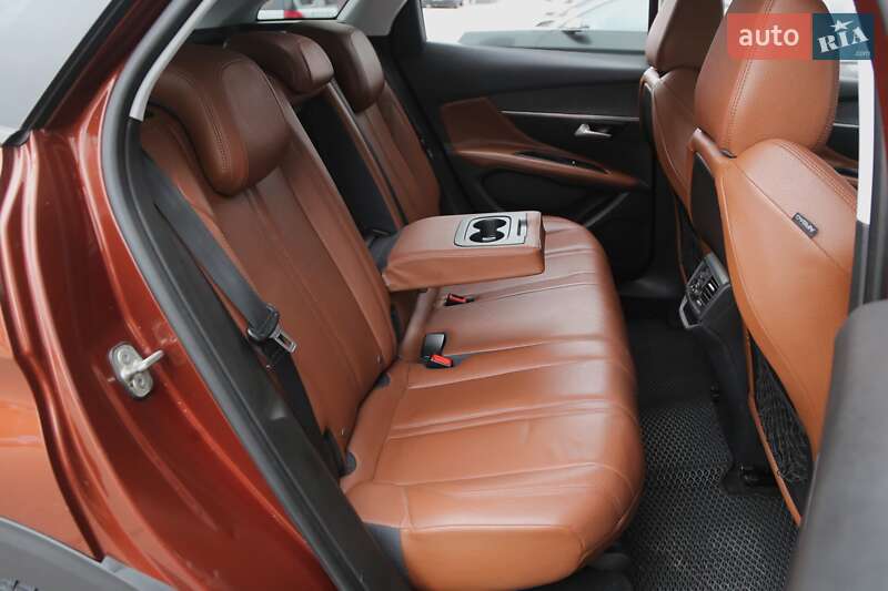 Внедорожник / Кроссовер Peugeot 3008 2016 в Киеве