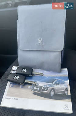 Внедорожник / Кроссовер Peugeot 3008 2013 в 