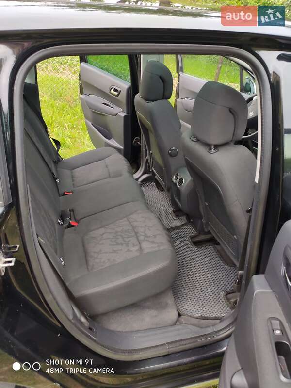 Внедорожник / Кроссовер Peugeot 3008 2012 в Дрогобыче фото 7 Внедорожник / Кроссовер Peugeot 3008 2012 в Дрогобыче