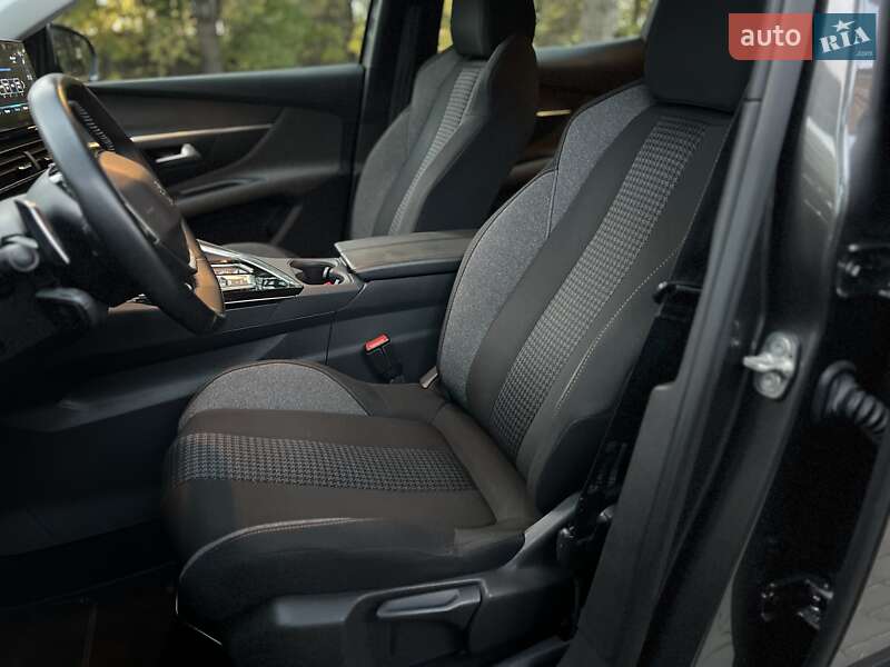 Позашляховик / Кросовер Peugeot 3008 2020 в Львові фото 17 Позашляховик / Кросовер Peugeot 3008 2020 в Львові