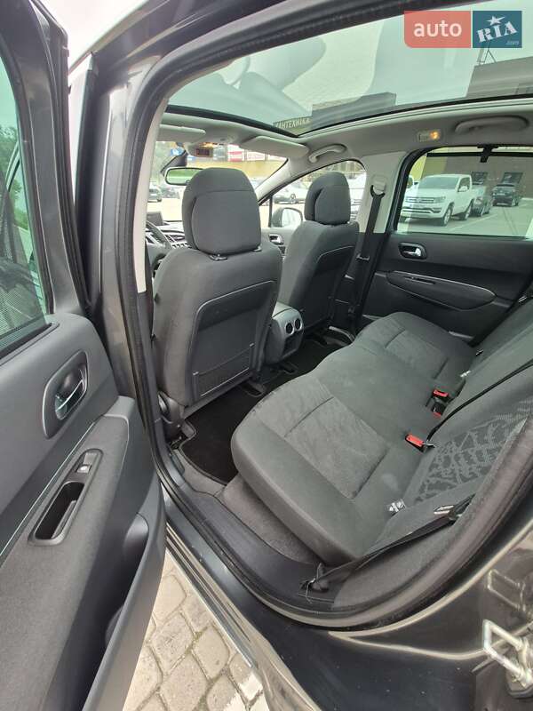 Позашляховик / Кросовер Peugeot 3008 2013 в Львові фото 25 Позашляховик / Кросовер Peugeot 3008 2013 в Львові