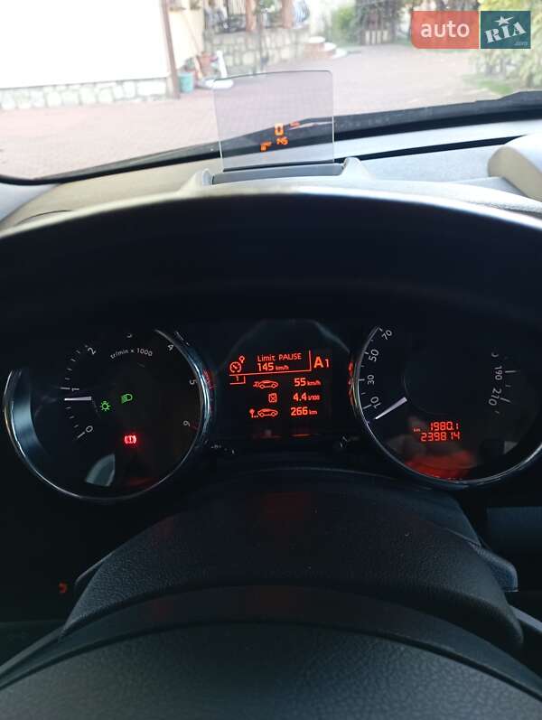 Позашляховик / Кросовер Peugeot 3008 2011 в Івано-Франківську