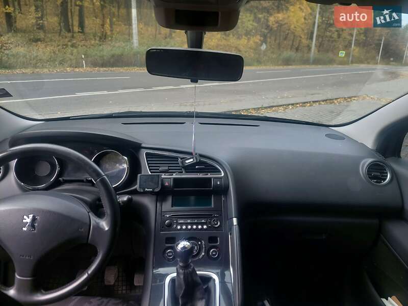 Внедорожник / Кроссовер Peugeot 3008 2010 в Кременце