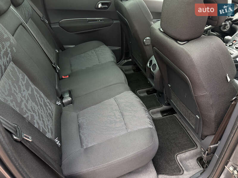 Внедорожник / Кроссовер Peugeot 3008 2011 в Стрые фото 68 Внедорожник / Кроссовер Peugeot 3008 2011 в Стрые