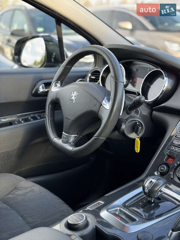 Внедорожник / Кроссовер Peugeot 3008 2013 в Ивано-Франковске