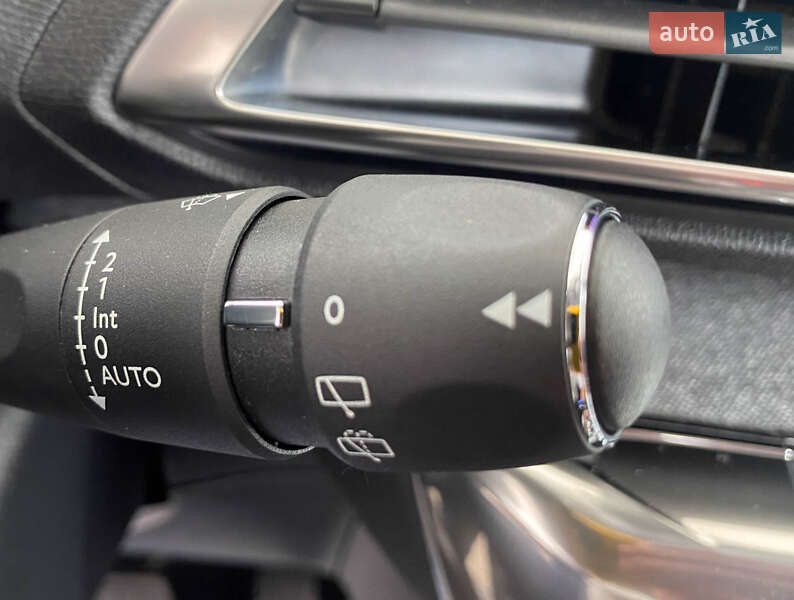 Позашляховик / Кросовер Peugeot 3008 2020 в Львові