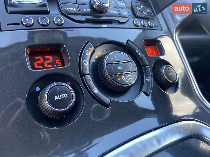 Внедорожник / Кроссовер Peugeot 3008 2012 в Львове фото 23 Внедорожник / Кроссовер Peugeot 3008 2012 в Львове