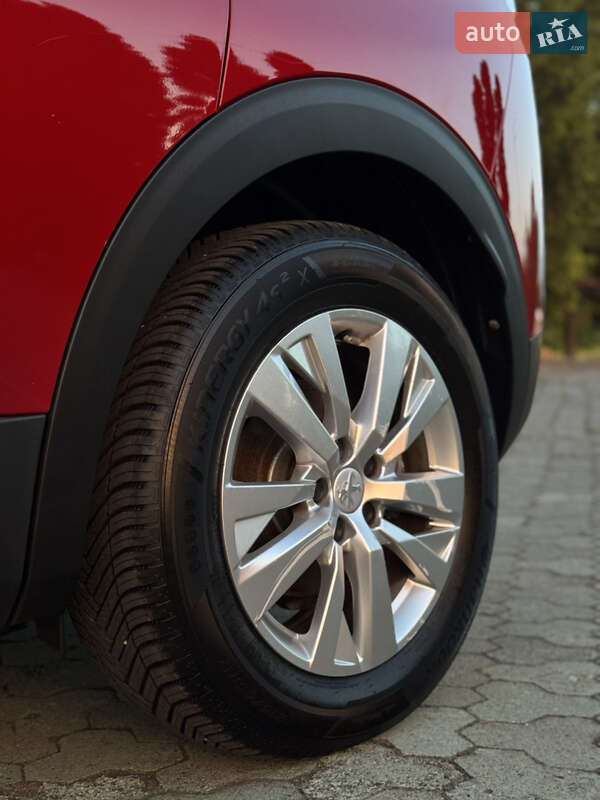 Внедорожник / Кроссовер Peugeot 3008 2021 в Дубно