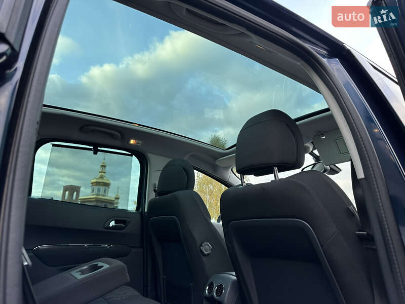 Позашляховик / Кросовер Peugeot 3008 2011 в Луцьку