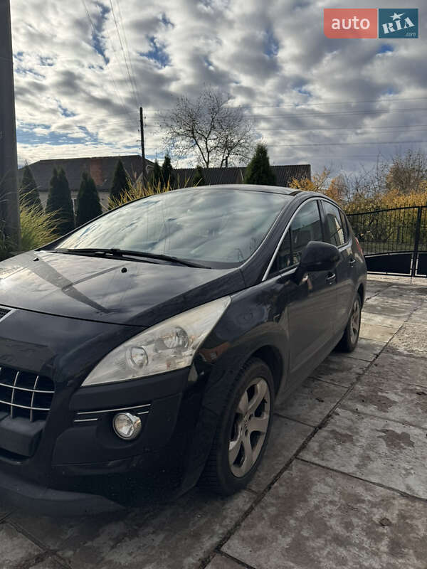 Внедорожник / Кроссовер Peugeot 3008 2011 в Калиновке