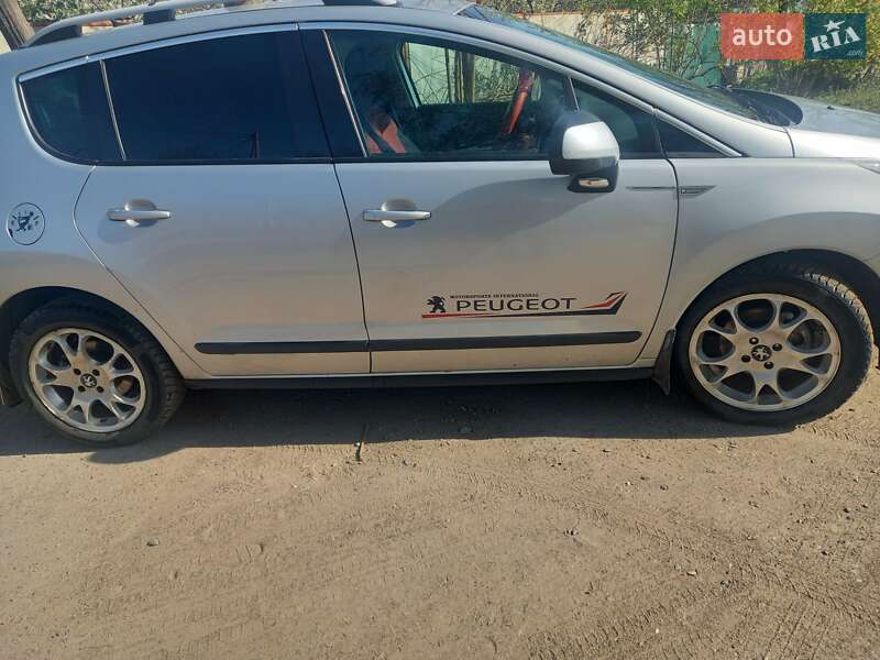 Внедорожник / Кроссовер Peugeot 3008 2009 в Первомайске фото 8 Внедорожник / Кроссовер Peugeot 3008 2009 в Первомайске