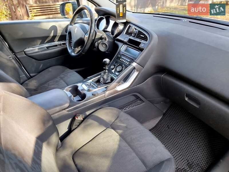 Внедорожник / Кроссовер Peugeot 3008 2011 в Черкассах фото 14 Внедорожник / Кроссовер Peugeot 3008 2011 в Черкассах
