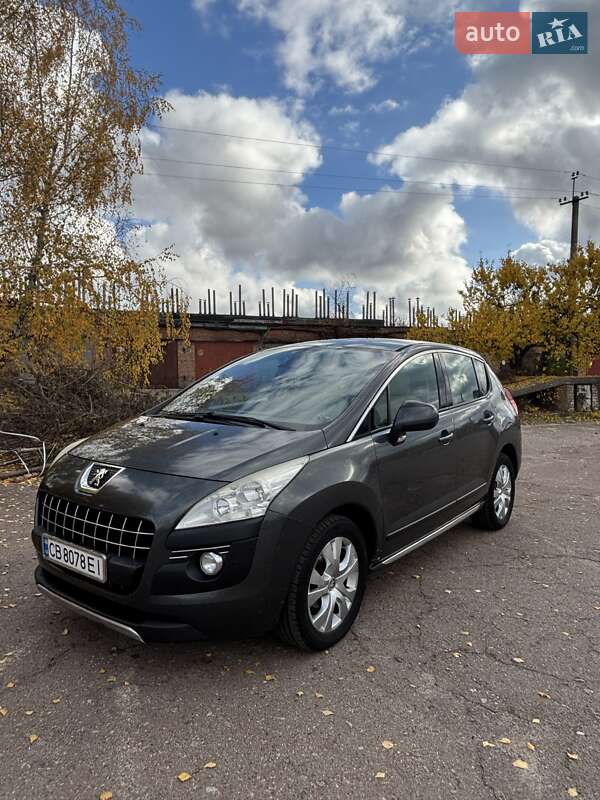 Позашляховик / Кросовер Peugeot 3008 2012 в Чернігові
