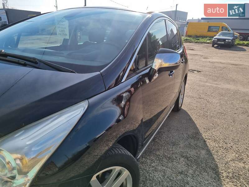 Позашляховик / Кросовер Peugeot 3008 2013 в Рівному