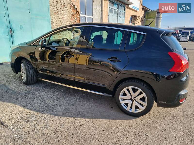 Позашляховик / Кросовер Peugeot 3008 2013 в Рівному