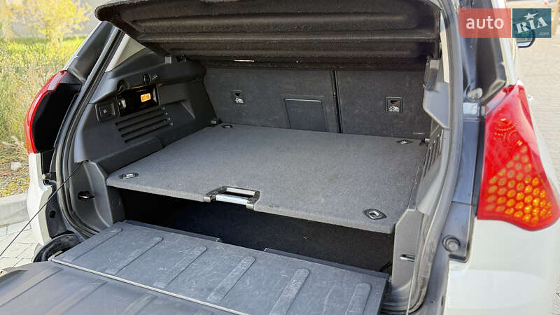 Внедорожник / Кроссовер Peugeot 3008 2010 в Ивано-Франковске