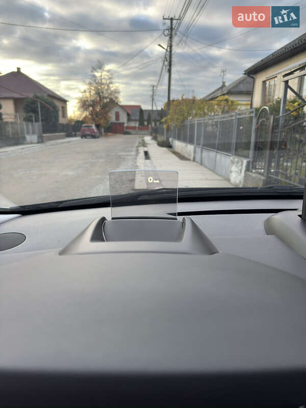 Позашляховик / Кросовер Peugeot 3008 2014 в Виноградові