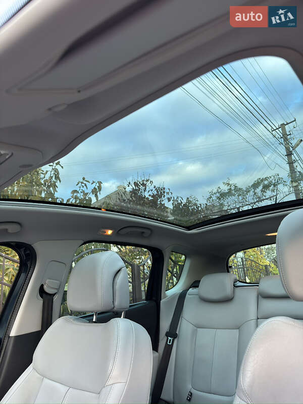 Позашляховик / Кросовер Peugeot 3008 2014 в Виноградові