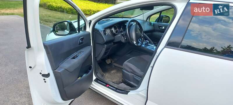 Внедорожник / Кроссовер Peugeot 3008 2014 в Днепре