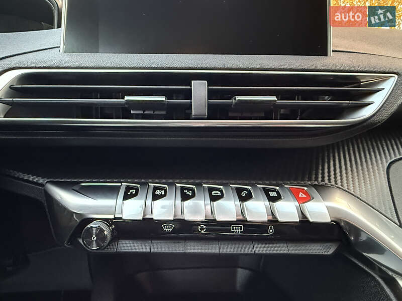 Внедорожник / Кроссовер Peugeot 3008 2017 в Самборе фото 32 Внедорожник / Кроссовер Peugeot 3008 2017 в Самборе