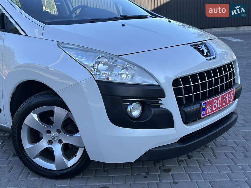 Внедорожник / Кроссовер Peugeot 3008 2011 в Звягеле фото 3 Внедорожник / Кроссовер Peugeot 3008 2011 в Звягеле