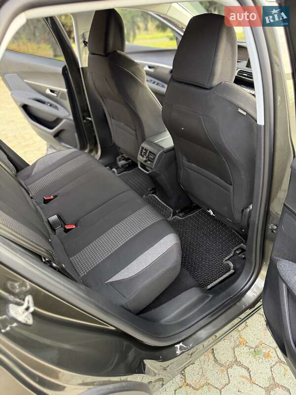 Внедорожник / Кроссовер Peugeot 3008 2019 в Дубно