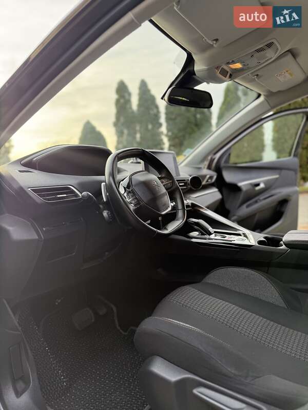 Внедорожник / Кроссовер Peugeot 3008 2019 в Дубно