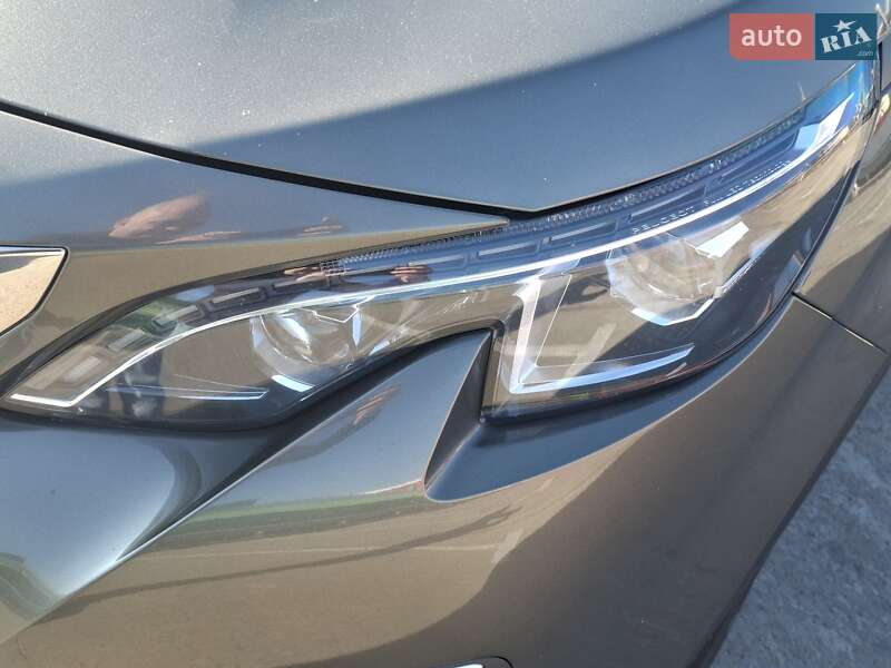 Позашляховик / Кросовер Peugeot 3008 2020 в Києві