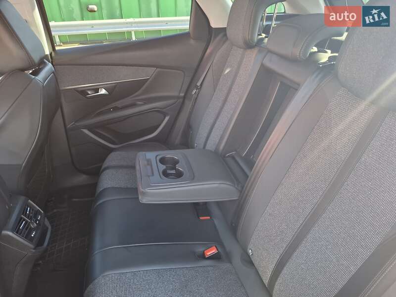 Позашляховик / Кросовер Peugeot 3008 2020 в Києві