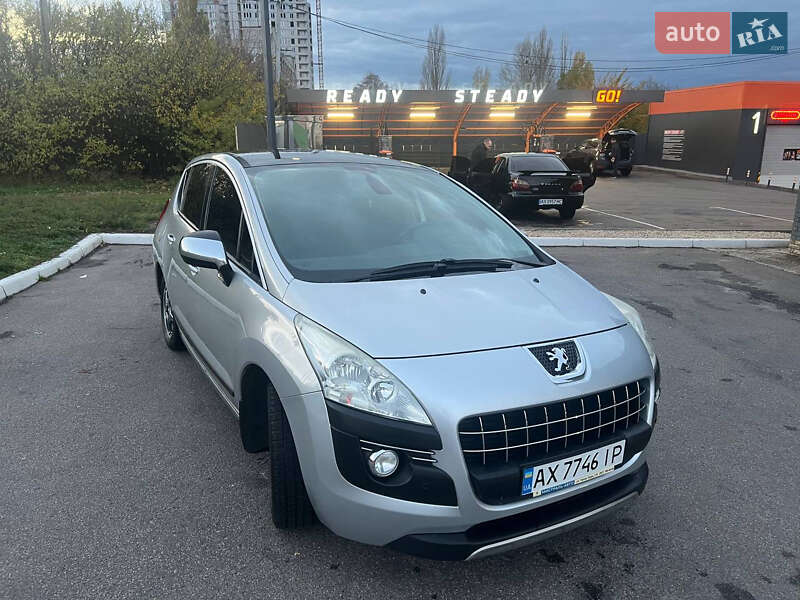 Внедорожник / Кроссовер Peugeot 3008 2011 в Харькове