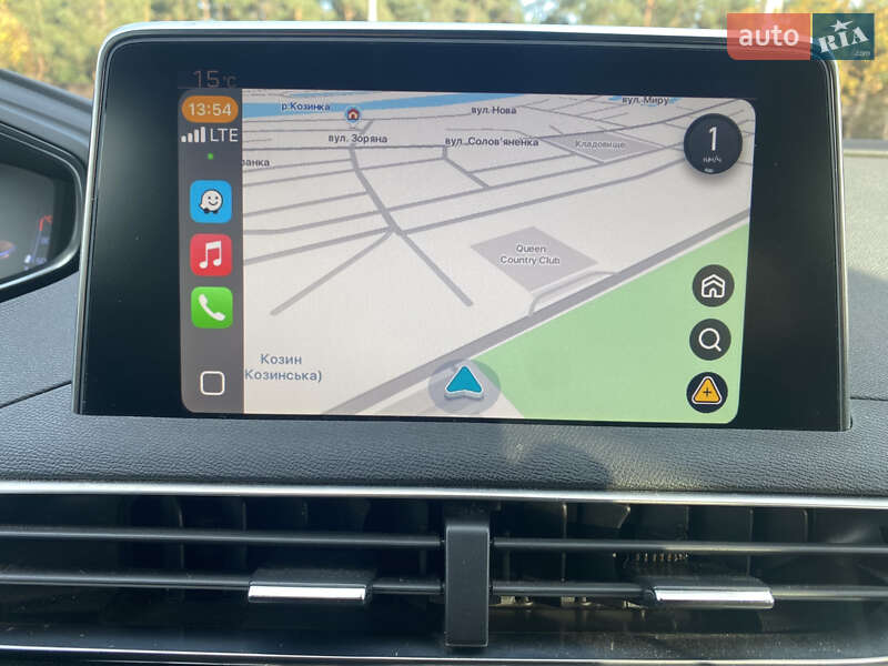 Внедорожник / Кроссовер Peugeot 3008 2017 в Киеве