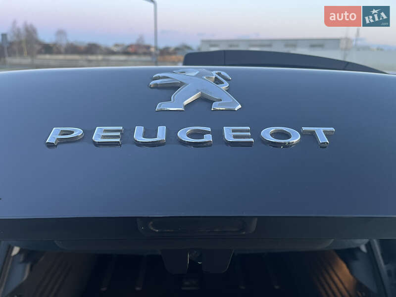 Внедорожник / Кроссовер Peugeot 3008 2014 в Луцке