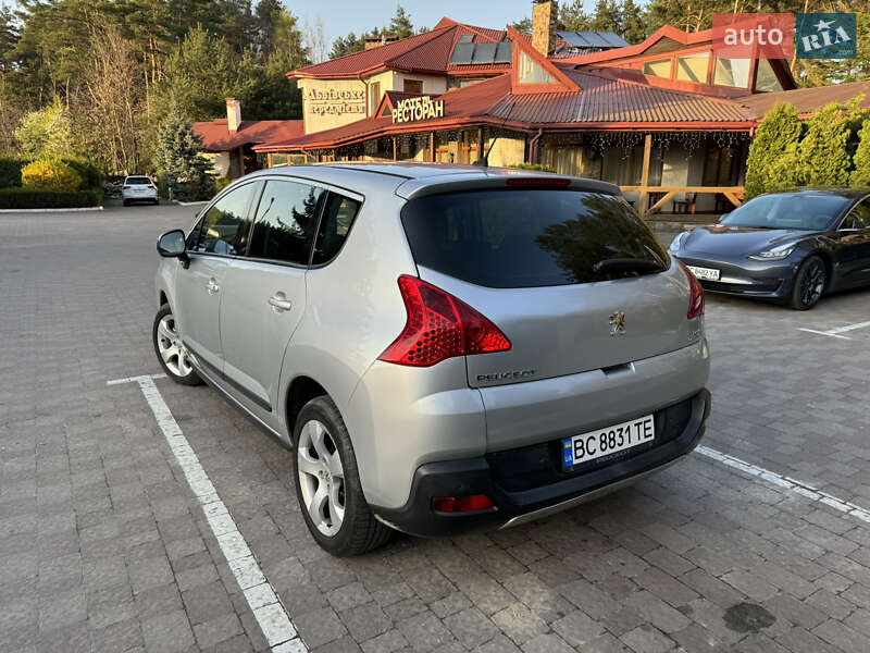 Внедорожник / Кроссовер Peugeot 3008 2013 в Львове