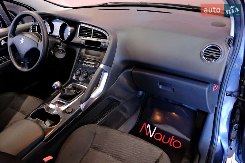 Внедорожник / Кроссовер Peugeot 3008 2011 в Одессе