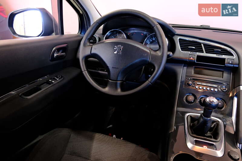 Внедорожник / Кроссовер Peugeot 3008 2011 в Одессе