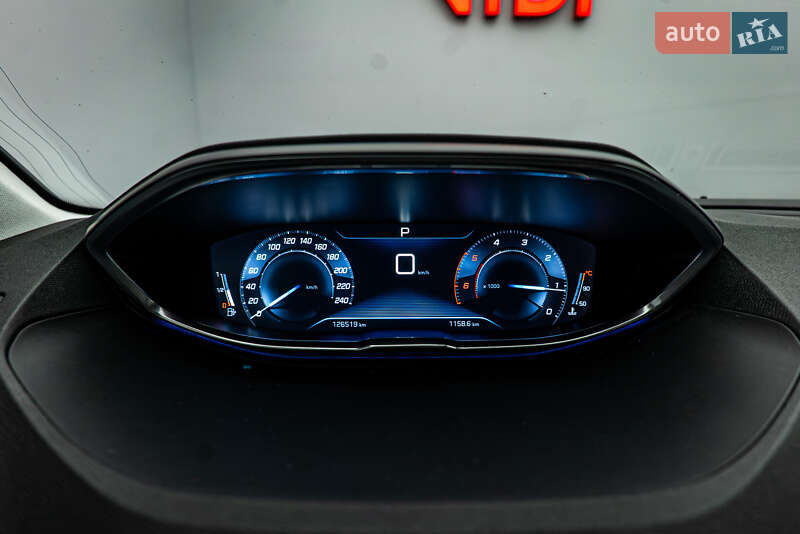 Внедорожник / Кроссовер Peugeot 3008 2018 в Киеве фото 14 Внедорожник / Кроссовер Peugeot 3008 2018 в Киеве