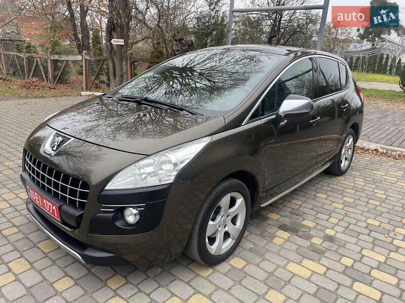 Внедорожник / Кроссовер Peugeot 3008 2012 в Луцке