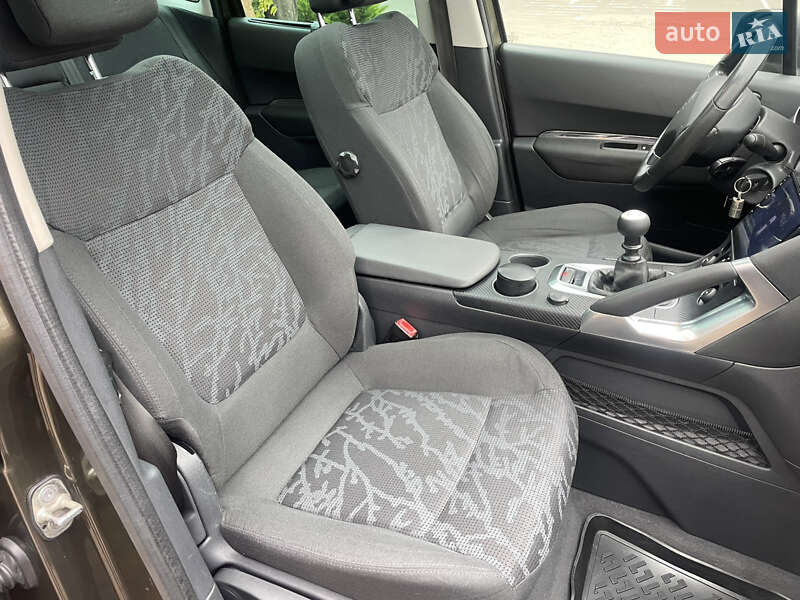 Внедорожник / Кроссовер Peugeot 3008 2012 в Луцке