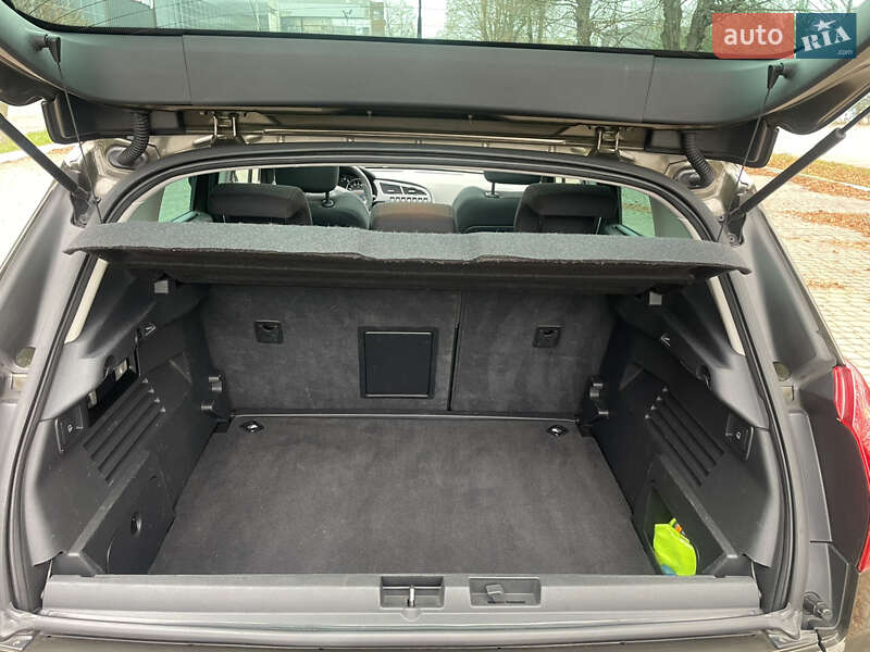 Внедорожник / Кроссовер Peugeot 3008 2012 в Луцке