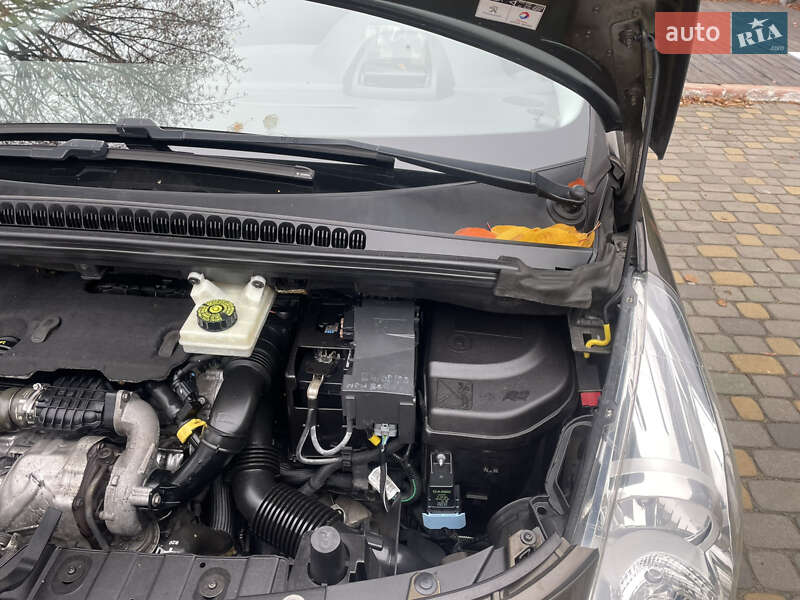 Внедорожник / Кроссовер Peugeot 3008 2012 в Луцке