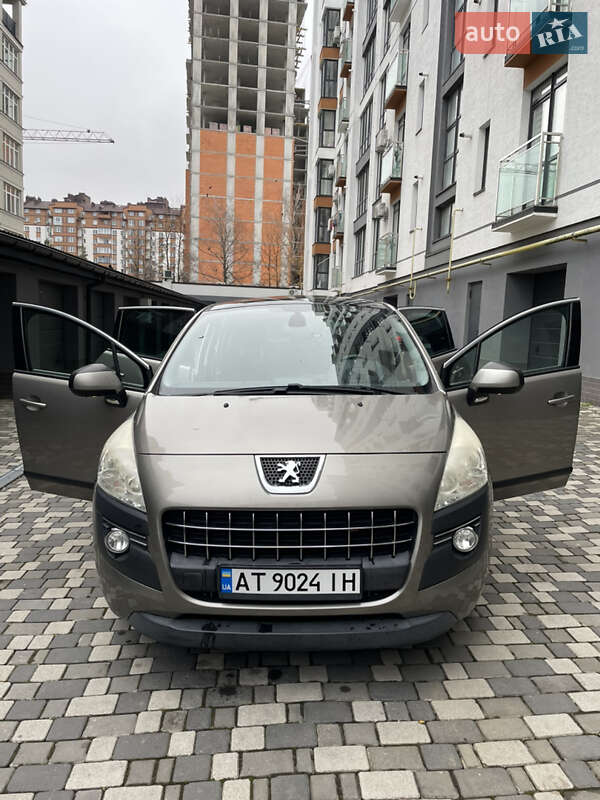 Позашляховик / Кросовер Peugeot 3008 2010 в Івано-Франківську фото 5 Позашляховик / Кросовер Peugeot 3008 2010 в Івано-Франківську