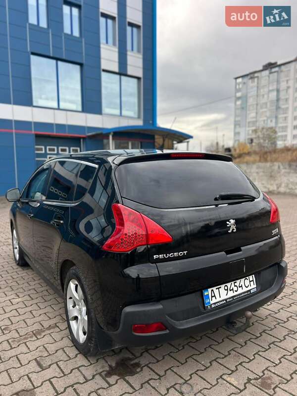 Внедорожник / Кроссовер Peugeot 3008 2011 в Ивано-Франковске